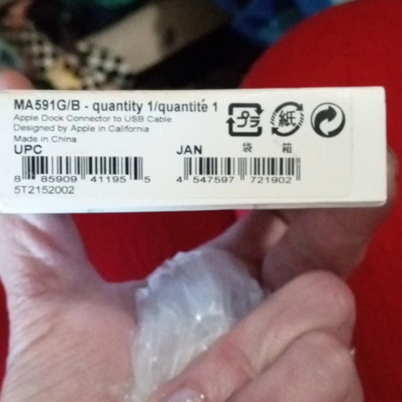 Apple Dock Connector to USB cable new with one year warranty - Picture 4 of 7